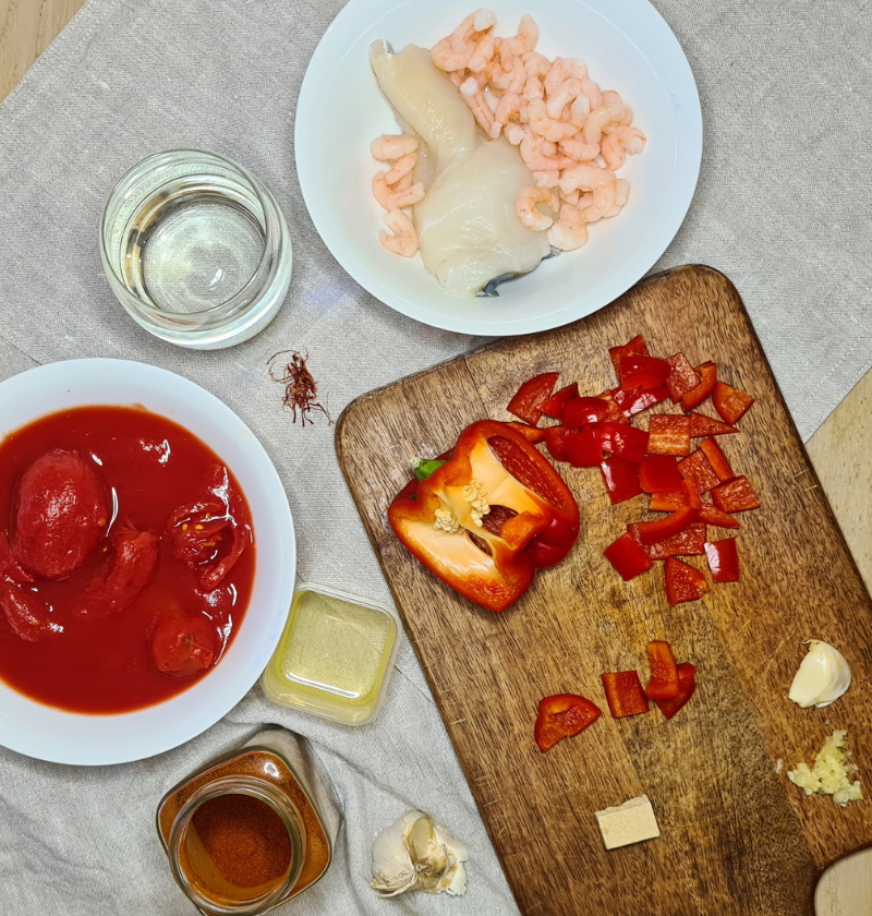 This image showcases all the ingredients of the recipe